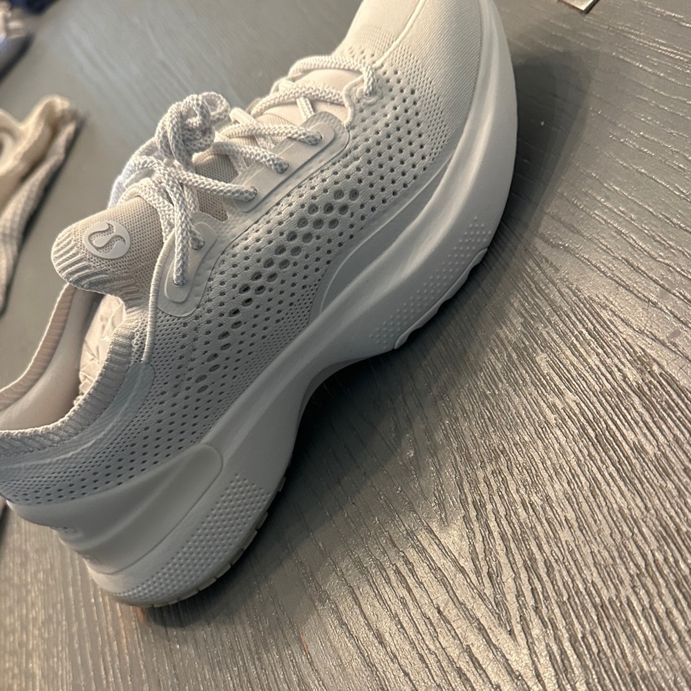 lululemon athletica Men's White Knit Platform Trainers